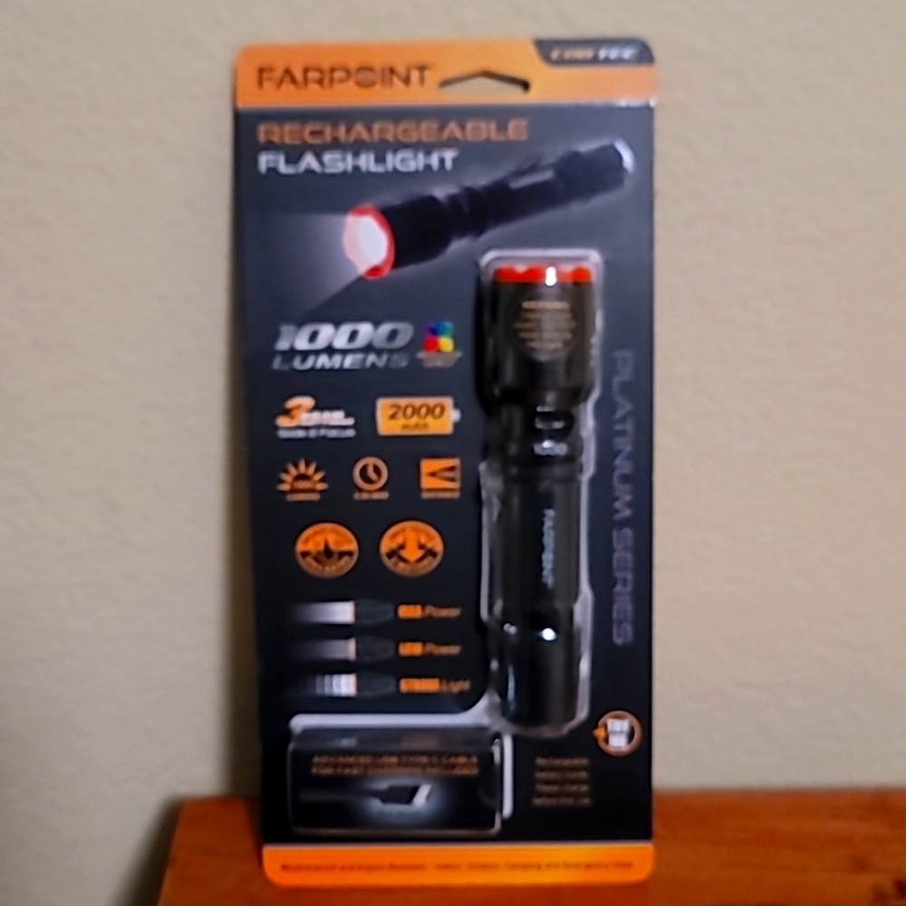 Rechargeable Flashlight by Farpoint